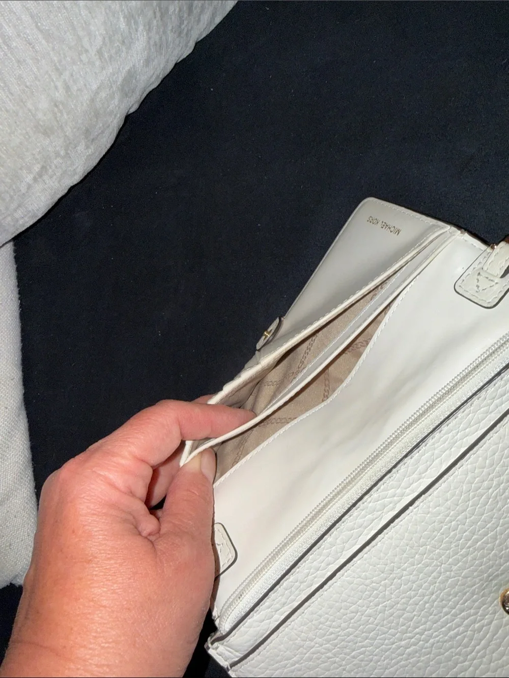 Michael Kors White Pebbled Leather Crossbody lots of pockets feminine neutral